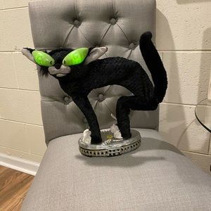 Gemmy fraidy halloween animated cat